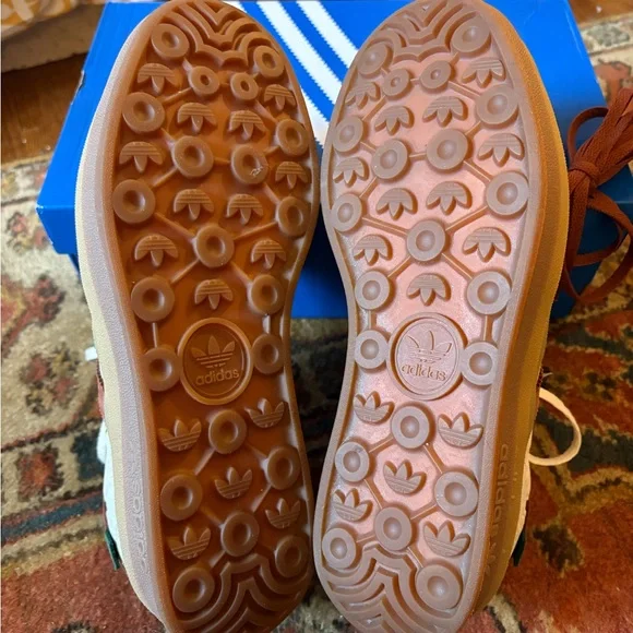 Adidas Originals Gazelle Bold W Maple Leaf Casual Lifestyle Sneakers - Picture 4 of 10